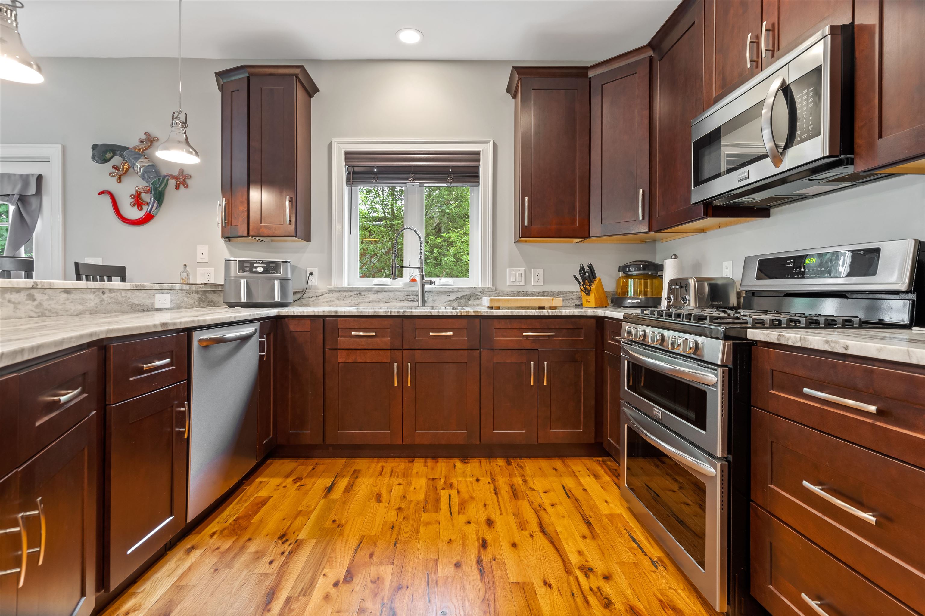 45 Varney Street Manchester, NH 03102 - Photo 36 of 40 Gallery Image 36