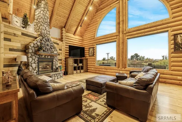 $1,250,000 | 849 Hidden Estates Lane, St. Anthony, ID 83445