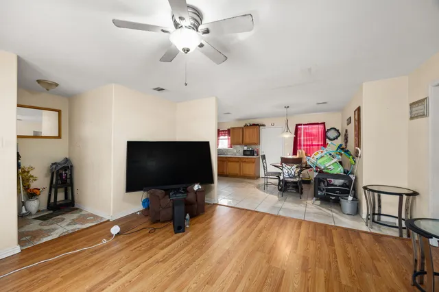 $135,000 | 1610 St Barbe Street, Hempstead, TX 77445