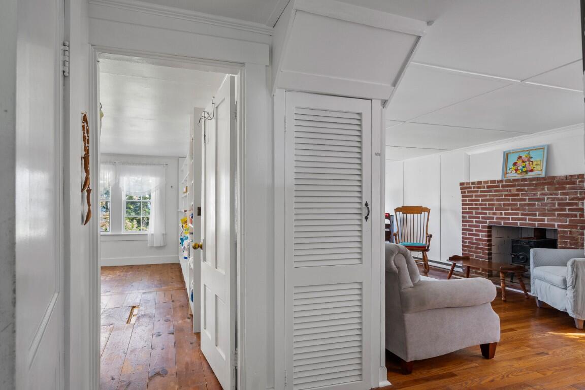 61 Van Horn Road Boothbay, ME 04544 - Photo 5 of 33 5