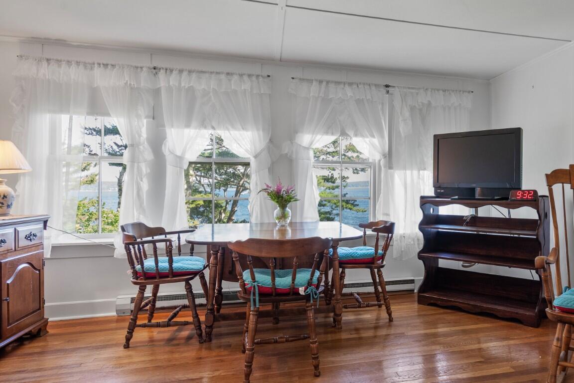 61 Van Horn Road Boothbay, ME 04544 - Photo 8 of 33 8