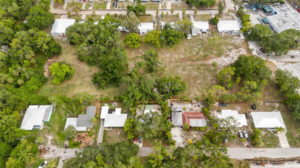 960 46th Street Sarasota, FL 34234 - Photo 15 of 19 an aerial view of multiple house