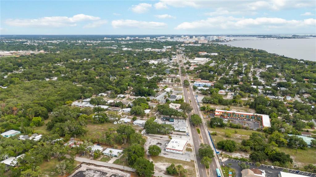 960 46th Street Sarasota, FL 34234 - Photo 17 of 19 a view of a city