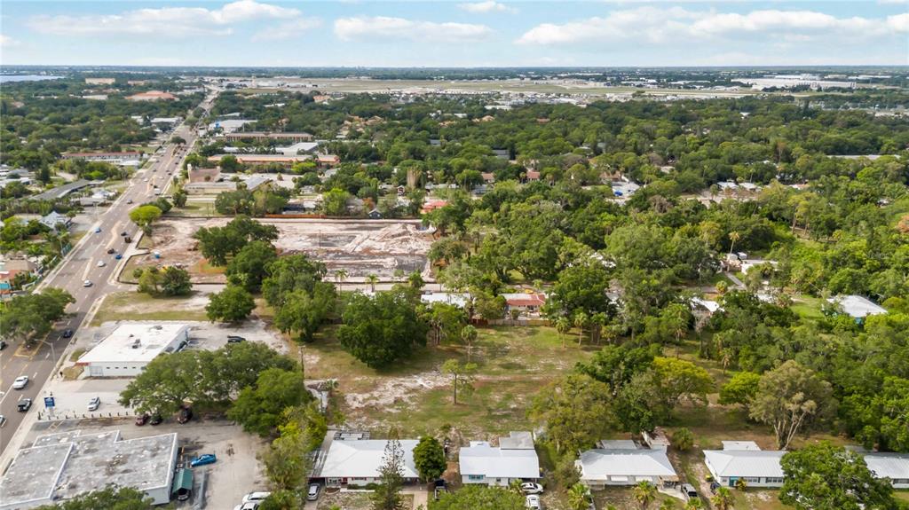 960 46th Street Sarasota, FL 34234 - Photo 6 of 19 an aerial view of residential building and trees