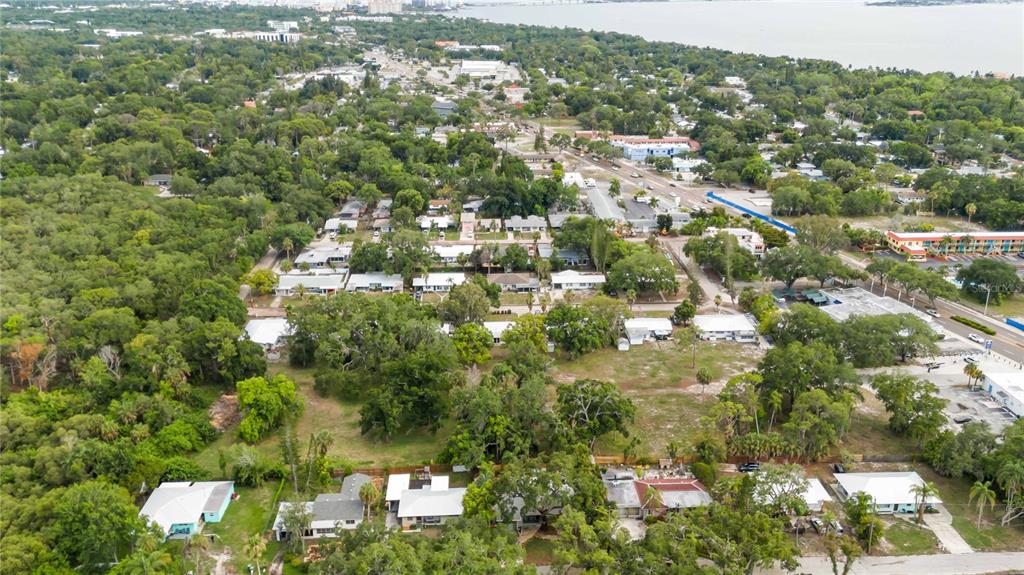 960 46th Street Sarasota, FL 34234 - Photo 10 of 19 a view of a city