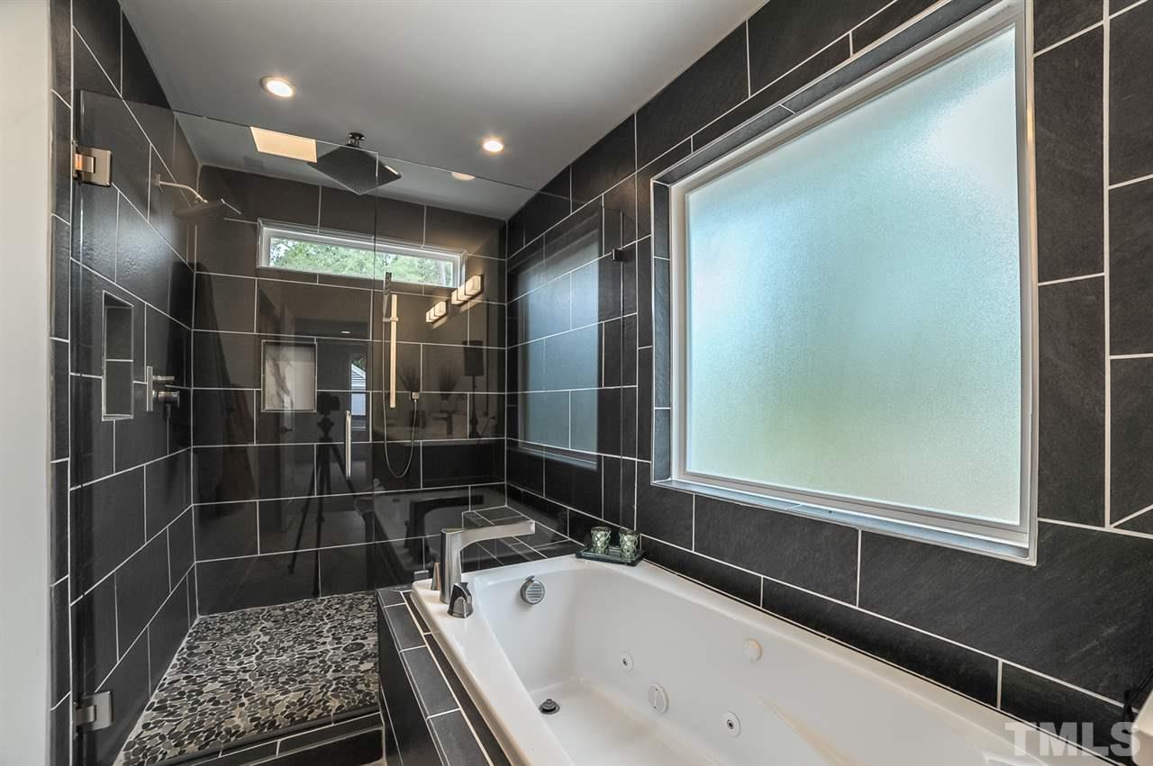 234 Pineview Road Durham, NC 27707 - Photo 19 of 30 Gallery Image 19