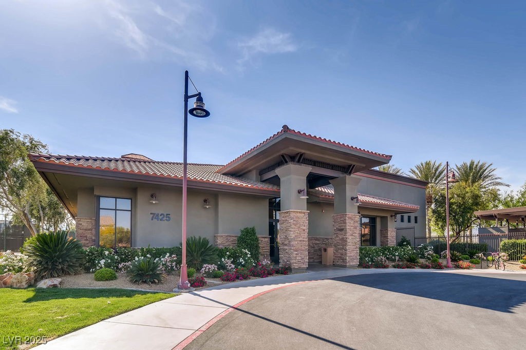 7513 Java Sparrow Street North Las Vegas, NV 89084 - Photo 30 of 36 Clubhouse with meeting room and fitness area