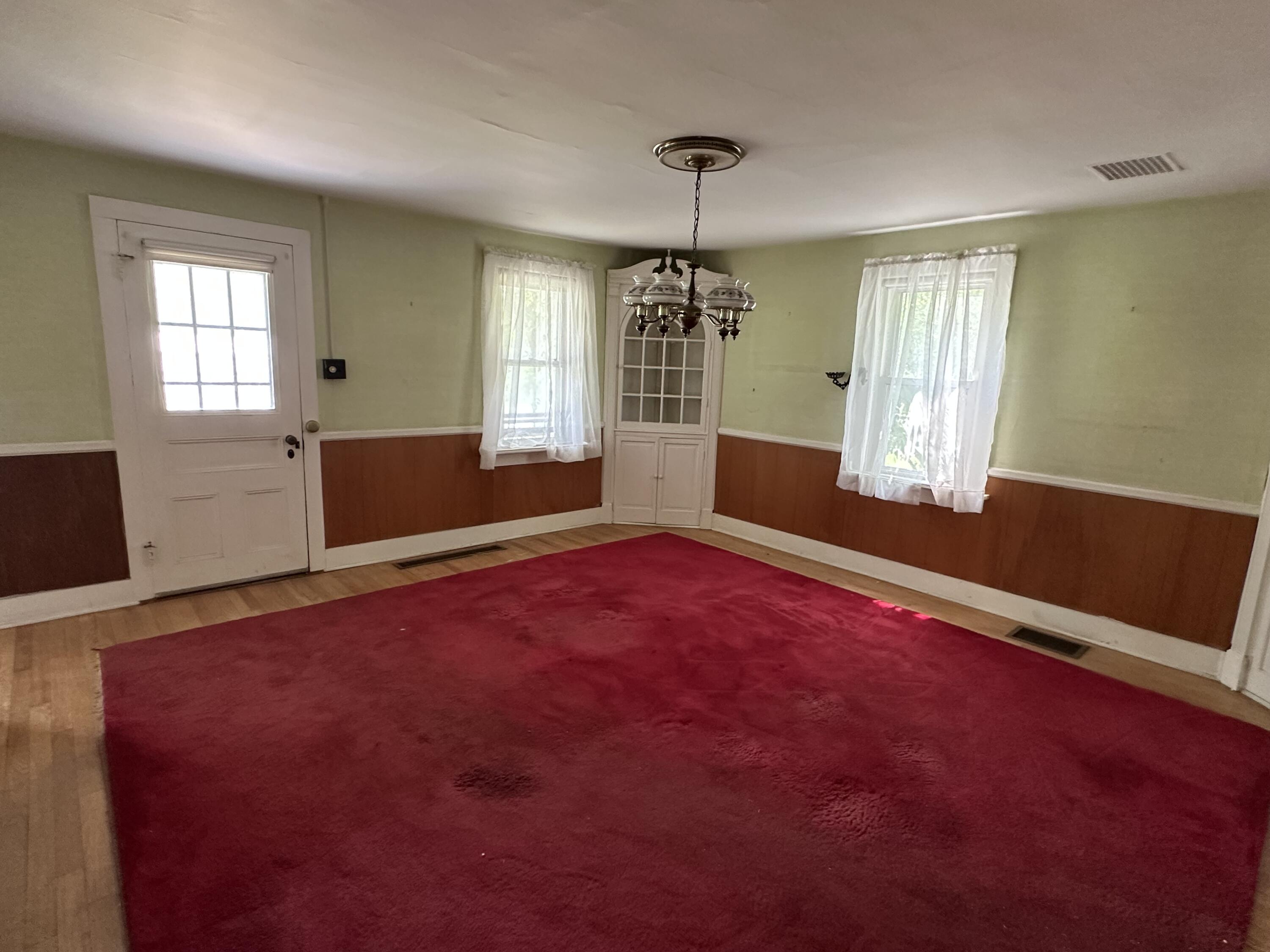 337 Summit Road Swiftwater, PA 18370 - Photo 23 of 35 a view of empty room with window