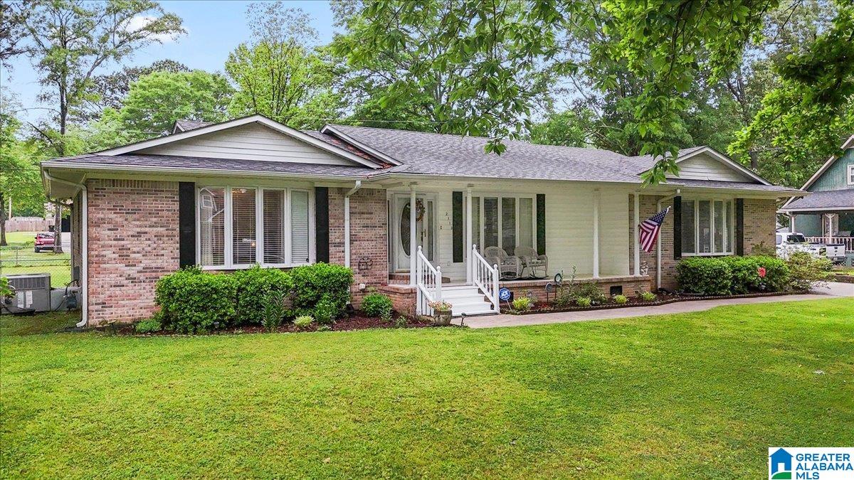 2113 Wren Avenue Southwest Cullman, AL 35055 - Photo 2 of 39
