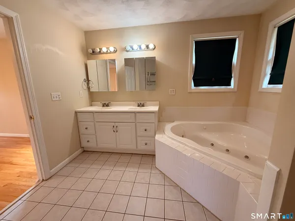 $659,900 | 15 Salmon Drive, Brooklyn, CT 06234