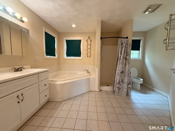 $659,900 | 15 Salmon Drive, Brooklyn, CT 06234