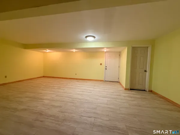 $659,900 | 15 Salmon Drive, Brooklyn, CT 06234