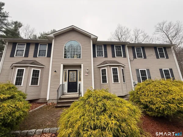 $659,900 | 15 Salmon Drive, Brooklyn, CT 06234