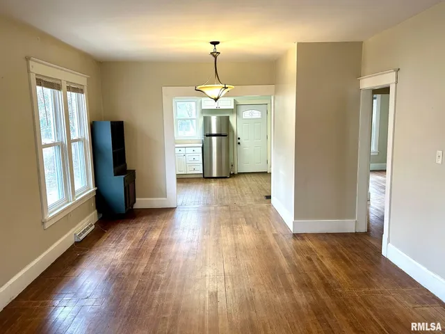 $104,900 | 1612 South East Street, Jacksonville, IL 62650