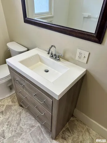 $104,900 | 1612 South East Street, Jacksonville, IL 62650