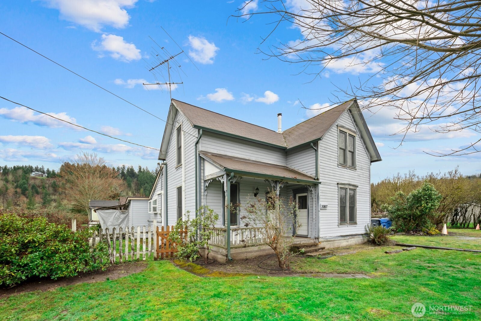 20807 Orville Road East Orting, WA 98360 - Photo 2 of 35