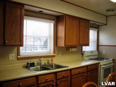 3120 Edinburgh Road Allentown, PA 18104 - Photo 8 of 15 Gallery Image 8