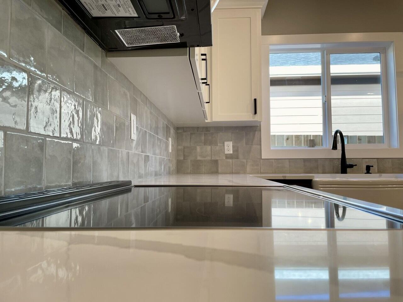 347 Randy Street Ashland, OR 97520 - Photo 13 of 36 Kitchen
