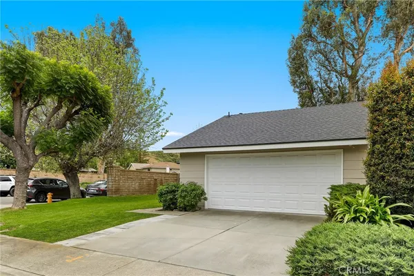 $999,000 | 27232 Eastridge Drive, Lake Forest, CA 92630