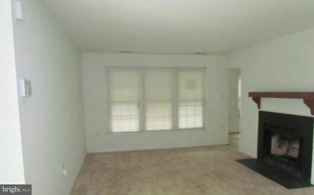 7404 Rokeby Drive, Unit 42 Manassas, VA 20109 - Photo 3 of 7 Living Room