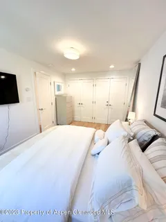 $10,000 | 940 Waters Avenue, Unit 304, Aspen, CO 81611