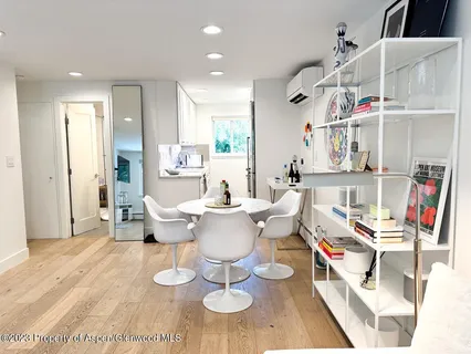 $10,000 | 940 Waters Avenue, Unit 304, Aspen, CO 81611