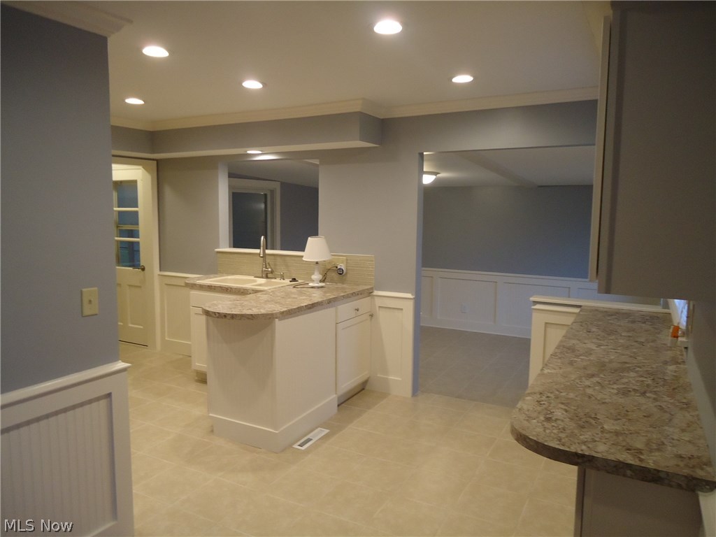1577 Fairfax Road Akron, OH 44313 - Photo 5 of 32 Gallery Image 5