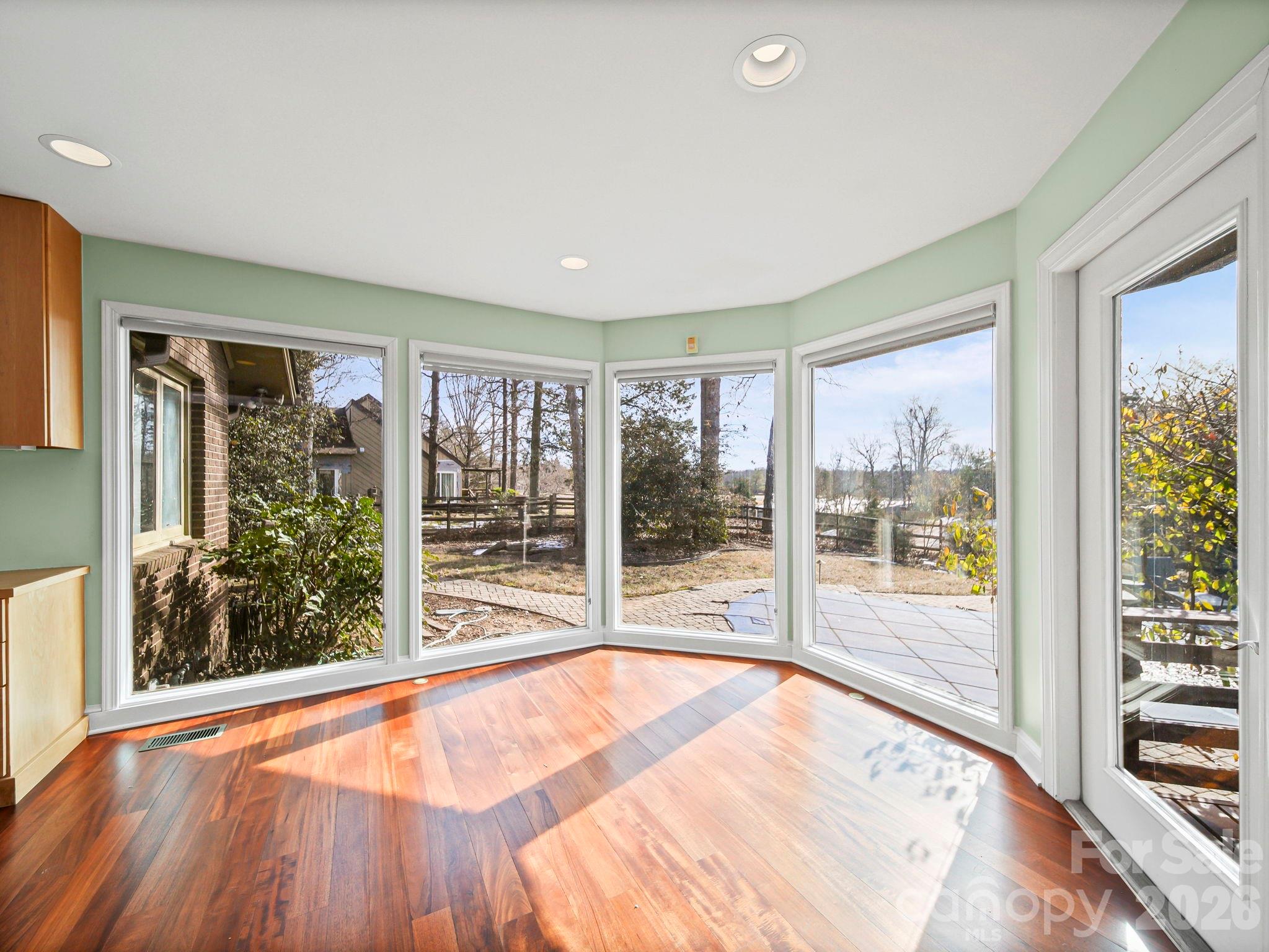 4023 Rounding Run Road Charlotte, NC 28277 - Photo 9 of 35 Gallery Image 9