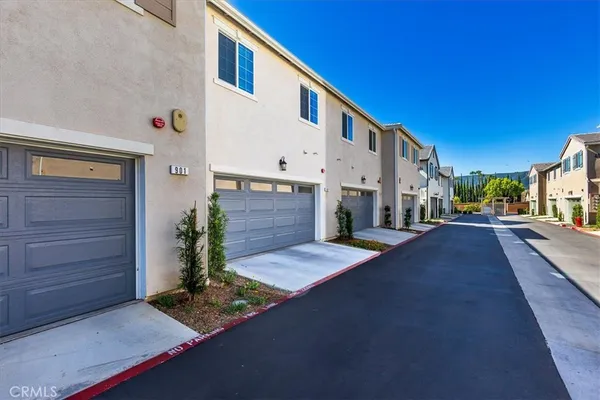 $508,999 | 41976 Isadora Street, Unit 902, Murrieta, CA 92562