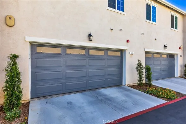 $508,999 | 41976 Isadora Street, Unit 902, Murrieta, CA 92562