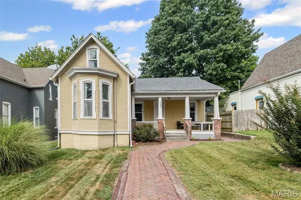 $152,000 | 132 North Pennsylvania Avenue, Belleville, IL 62220