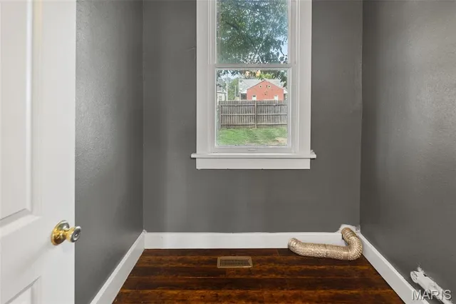 $155,000 | 132 North Pennsylvania Avenue, Belleville, IL 62220