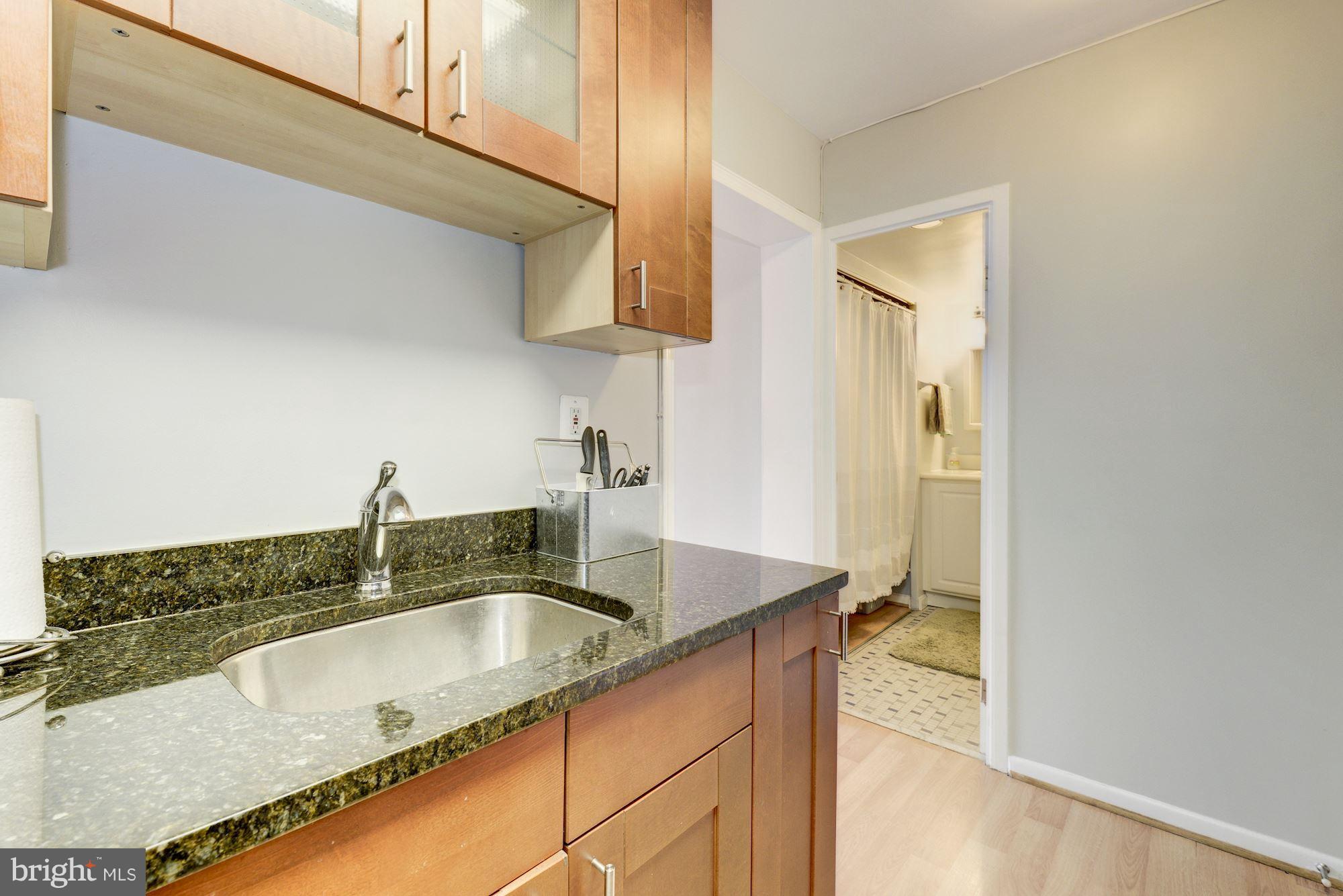 922 24th Street Northwest, Unit 719 Washington, DC 20037 - Photo 9 of 25 Kitchen