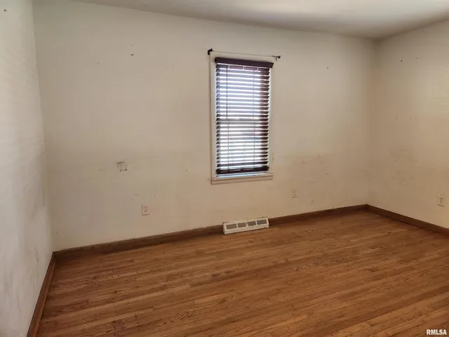 $115,000 | 510 North Main Street, Woodlawn, IL 62898