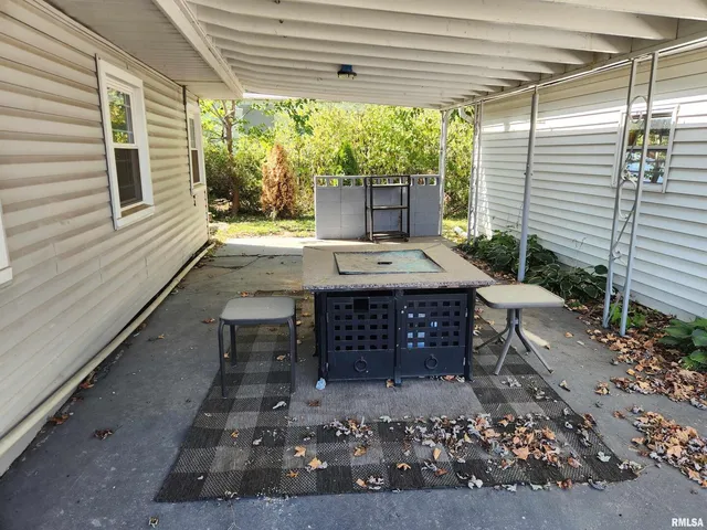 $115,000 | 510 North Main Street, Woodlawn, IL 62898