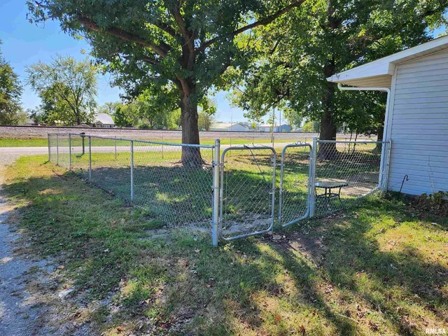 $115,000 | 510 North Main Street, Woodlawn, IL 62898