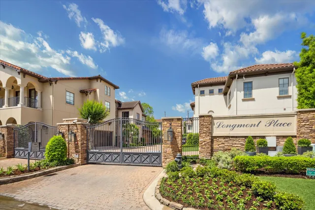 $2,295,000 | 1110 Longmont Pl Court, Houston, TX 77056