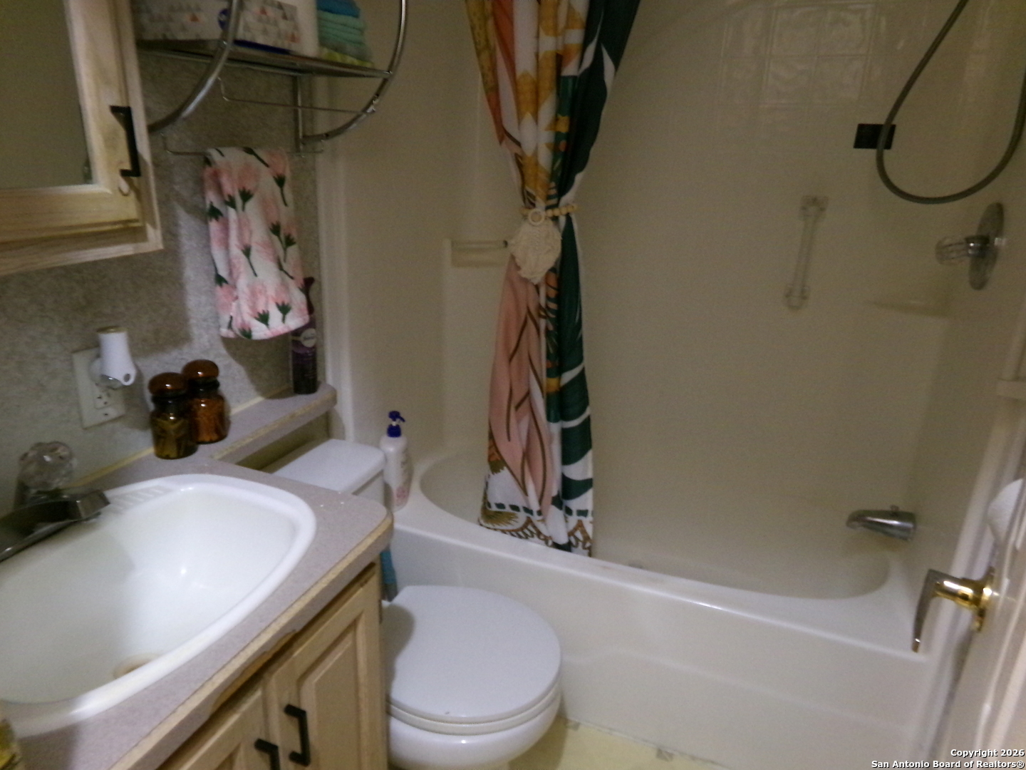 2362 Timbercreek Road Pipe Creek, TX 78063 - Photo 10 of 31