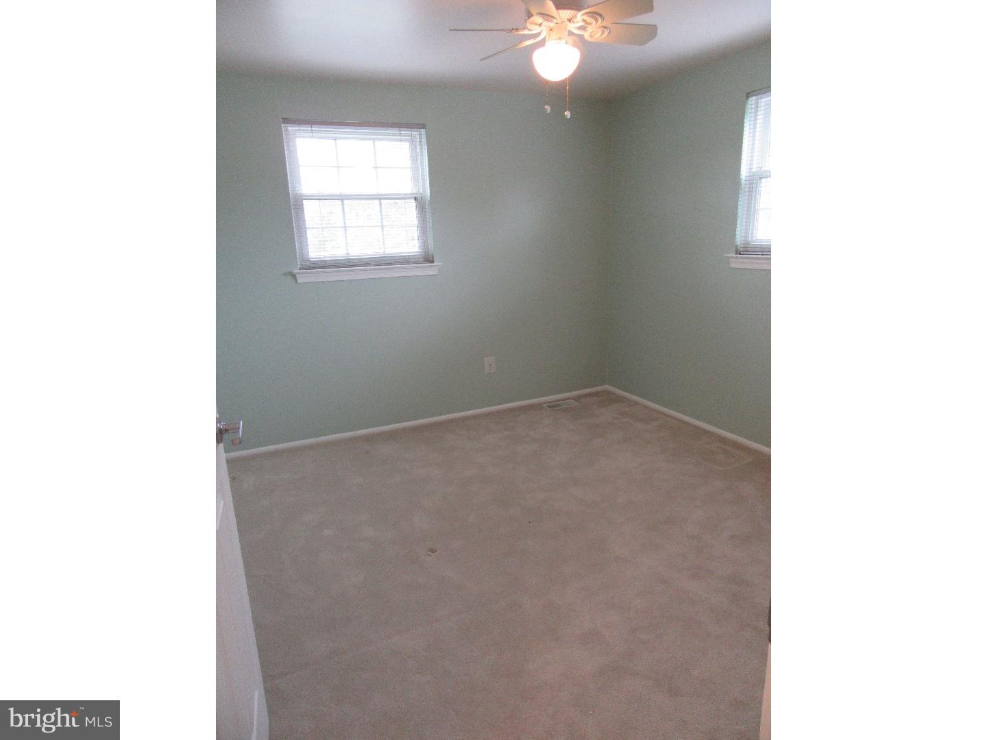 112 Greenbriar Road Delran, NJ 08075 - Photo 11 of 17 Gallery Image 11
