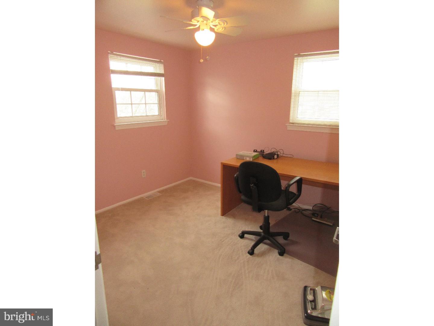 112 Greenbriar Road Delran, NJ 08075 - Photo 13 of 17 Gallery Image 13