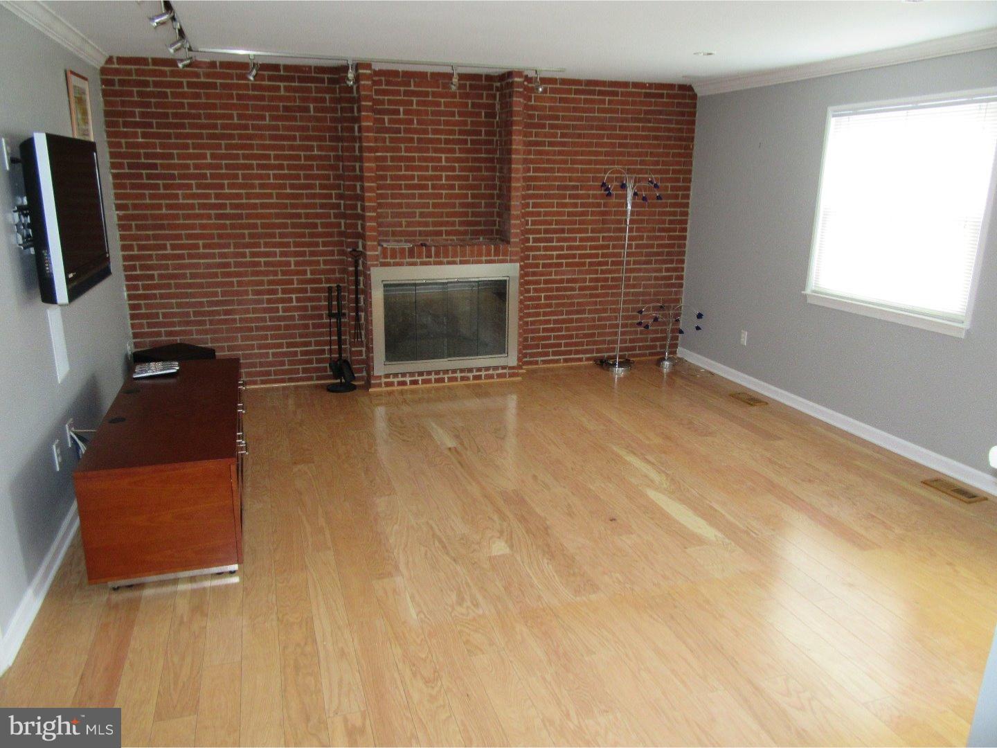 112 Greenbriar Road Delran, NJ 08075 - Photo 6 of 17 Gallery Image 6