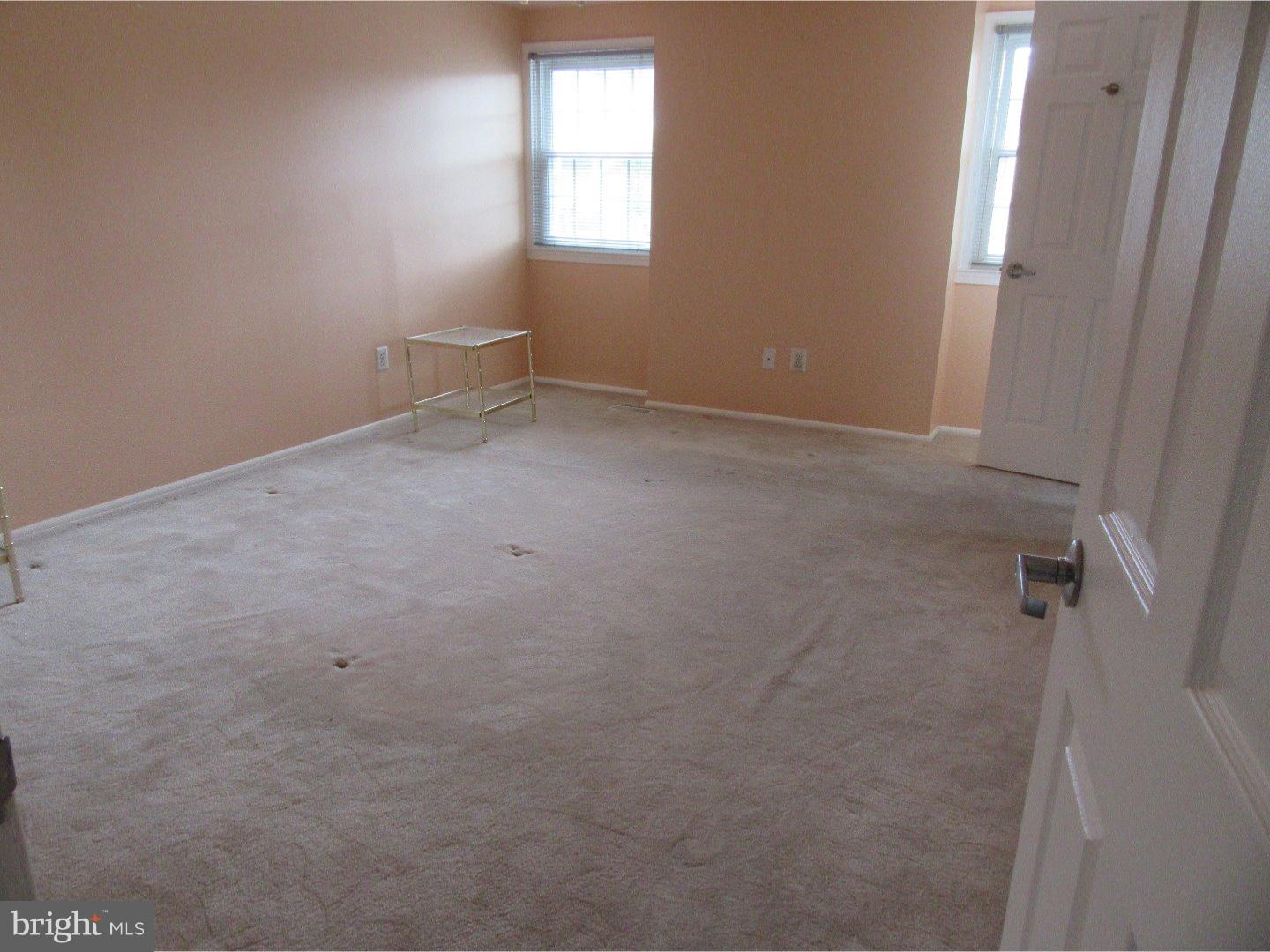 112 Greenbriar Road Delran, NJ 08075 - Photo 8 of 17 Gallery Image 8