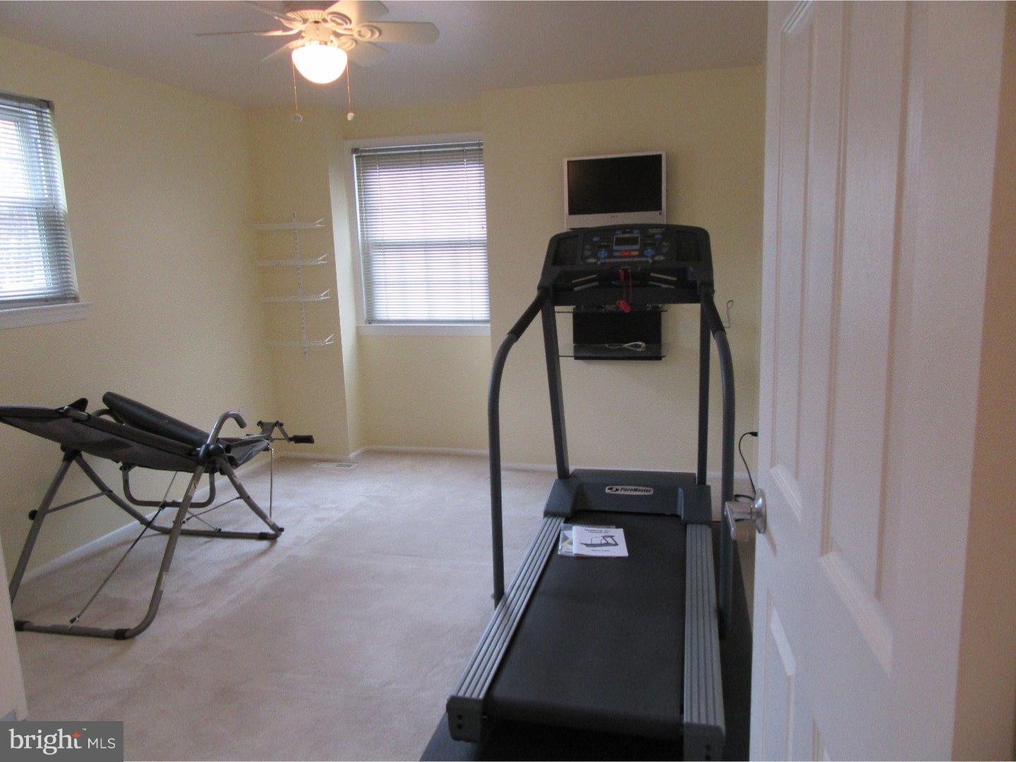 112 Greenbriar Road Delran, NJ 08075 - Photo 10 of 17 Gallery Image 10