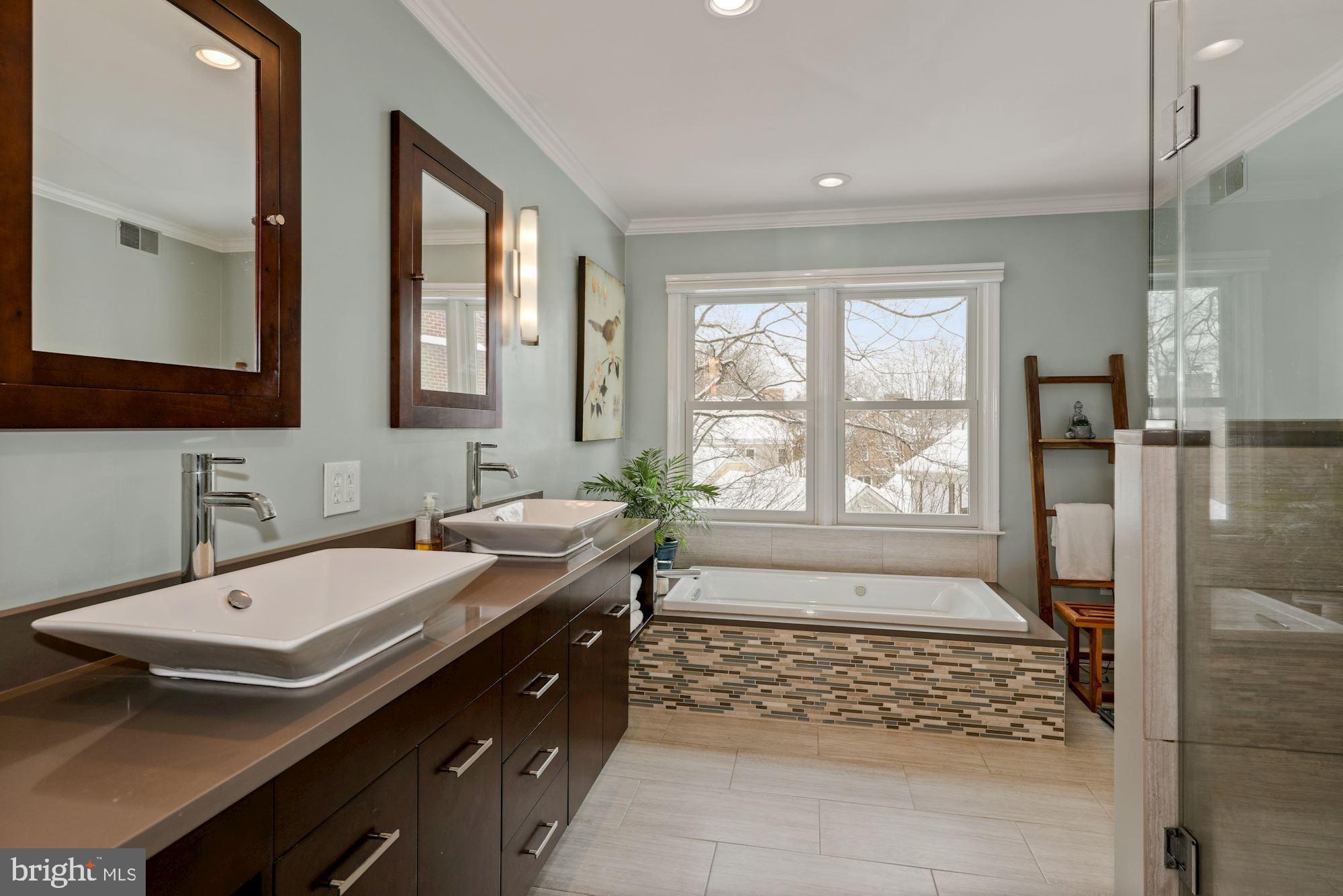 203 Tschiffely Square Road Gaithersburg, MD 20878 - Photo 20 of 38 Main bathroom with wooded views