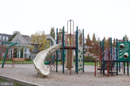 203 Tschiffely Square Road Gaithersburg, MD 20878 - Photo 33 of 38 Playground by the pool