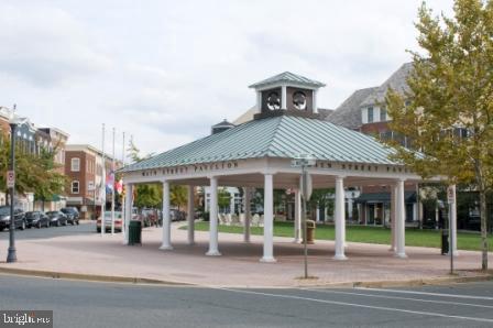 203 Tschiffely Square Road Gaithersburg, MD 20878 - Photo 35 of 38 Main St Pavilion