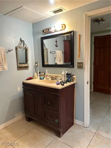 $180,000 | 263 Kingston Drive, Fort Myers, FL 33905