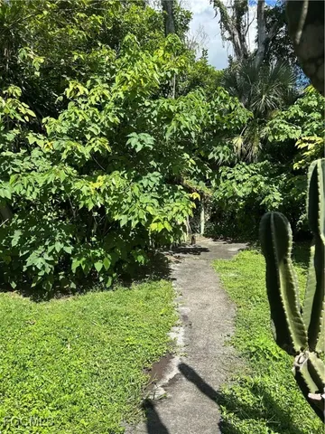 $180,000 | 263 Kingston Drive, Fort Myers, FL 33905