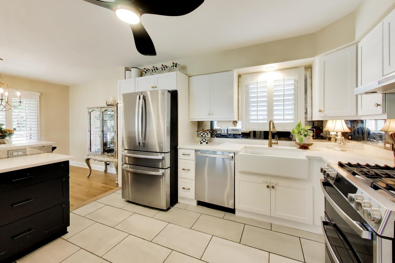 116 West Central Road Arlington Heights, IL 60005 - Photo 12 of 35 Gallery Image 12