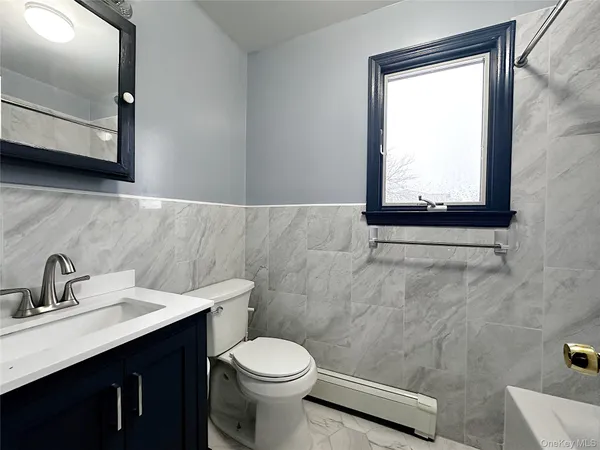 $3,800 | 25 Acacia Terrace, Unit 1, New Rochelle, NY 10805